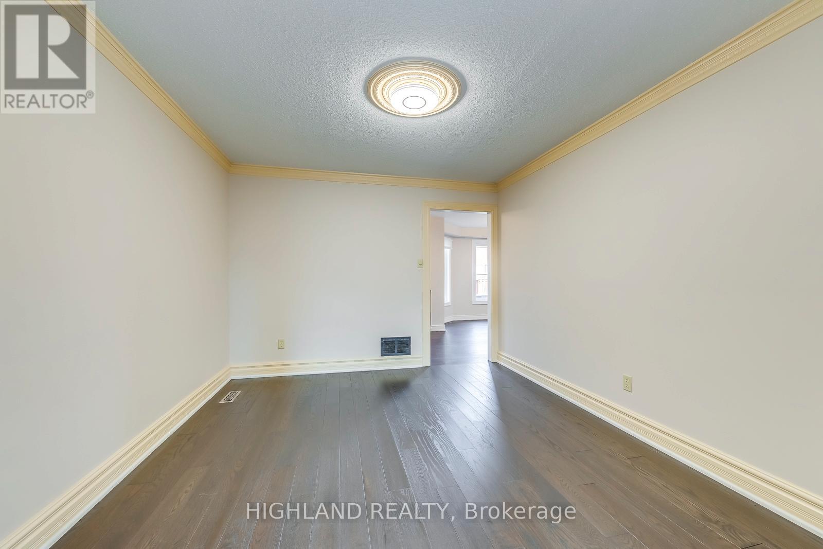 1119 Privet Place, Oakville, Ontario  L6J 7J6 - Photo 5 - W13611536