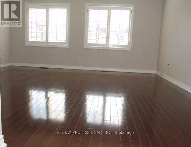 3 - 2351 Lakeshore Road W, Oakville, Ontario  L6L 1H4 - Photo 3 - W13611586