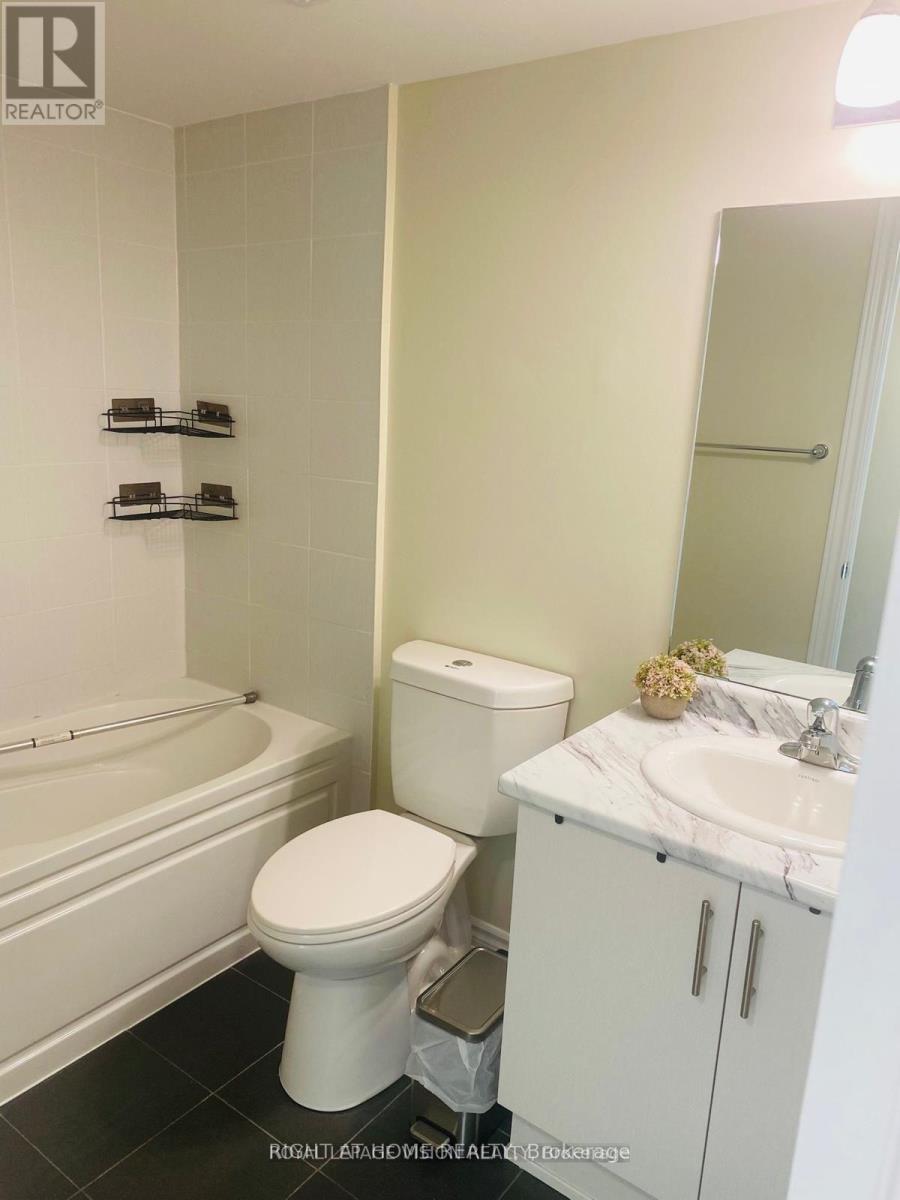 24 - 85 Eastwood Park Gardens, Toronto, Ontario  M8W 0B2 - Photo 11 - W13611602
