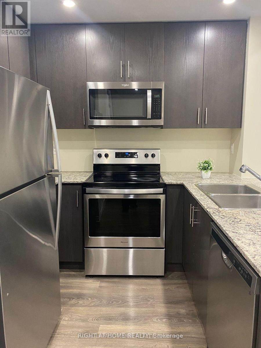 24 - 85 Eastwood Park Gardens, Toronto, Ontario  M8W 0B2 - Photo 3 - W13611602