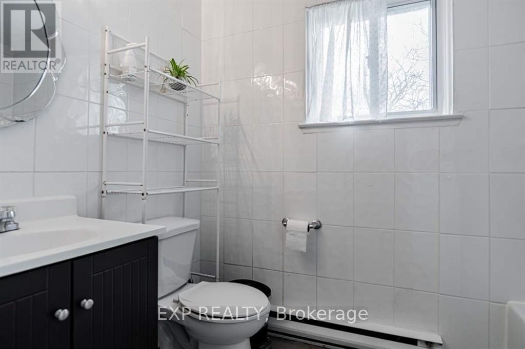 201 - 180 Mississauga Valley Boulevard, Mississauga, Ontario  L5A 3M2 - Photo 7 - W13611622