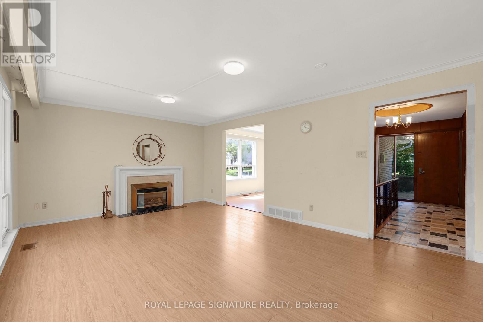 209 Burbank Drive, Toronto, Ontario  M2K 1P5 - Photo 13 - C13475380