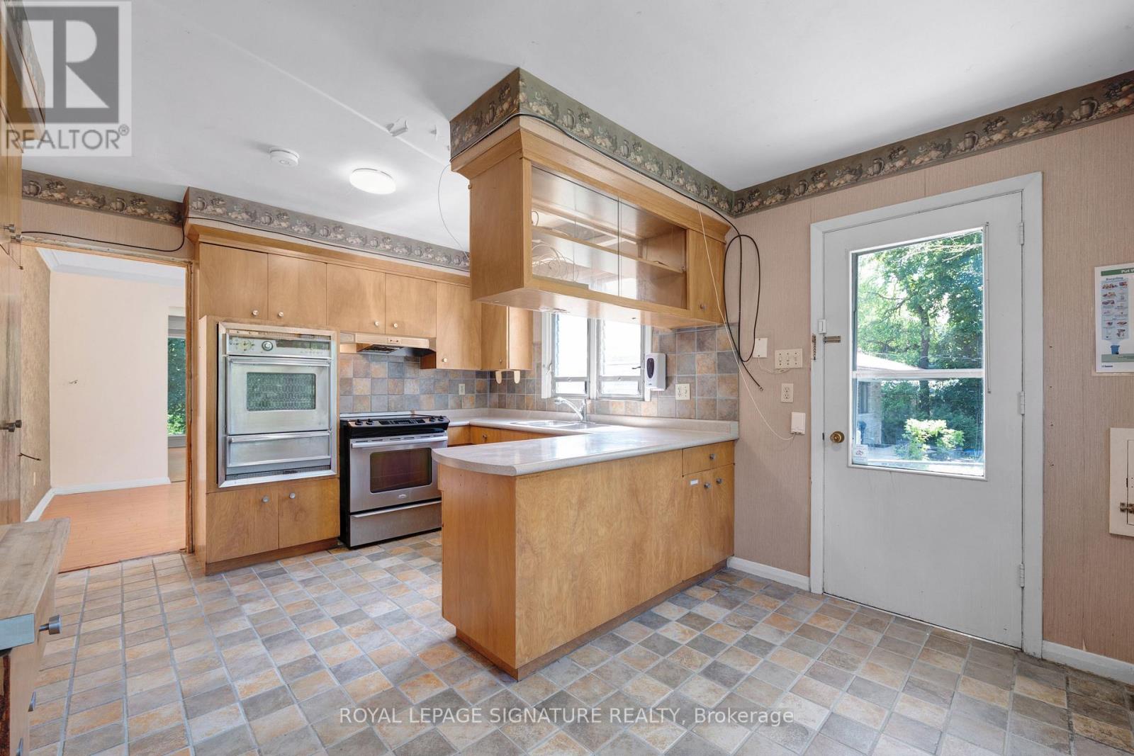 209 Burbank Drive, Toronto, Ontario  M2K 1P5 - Photo 16 - C13475380