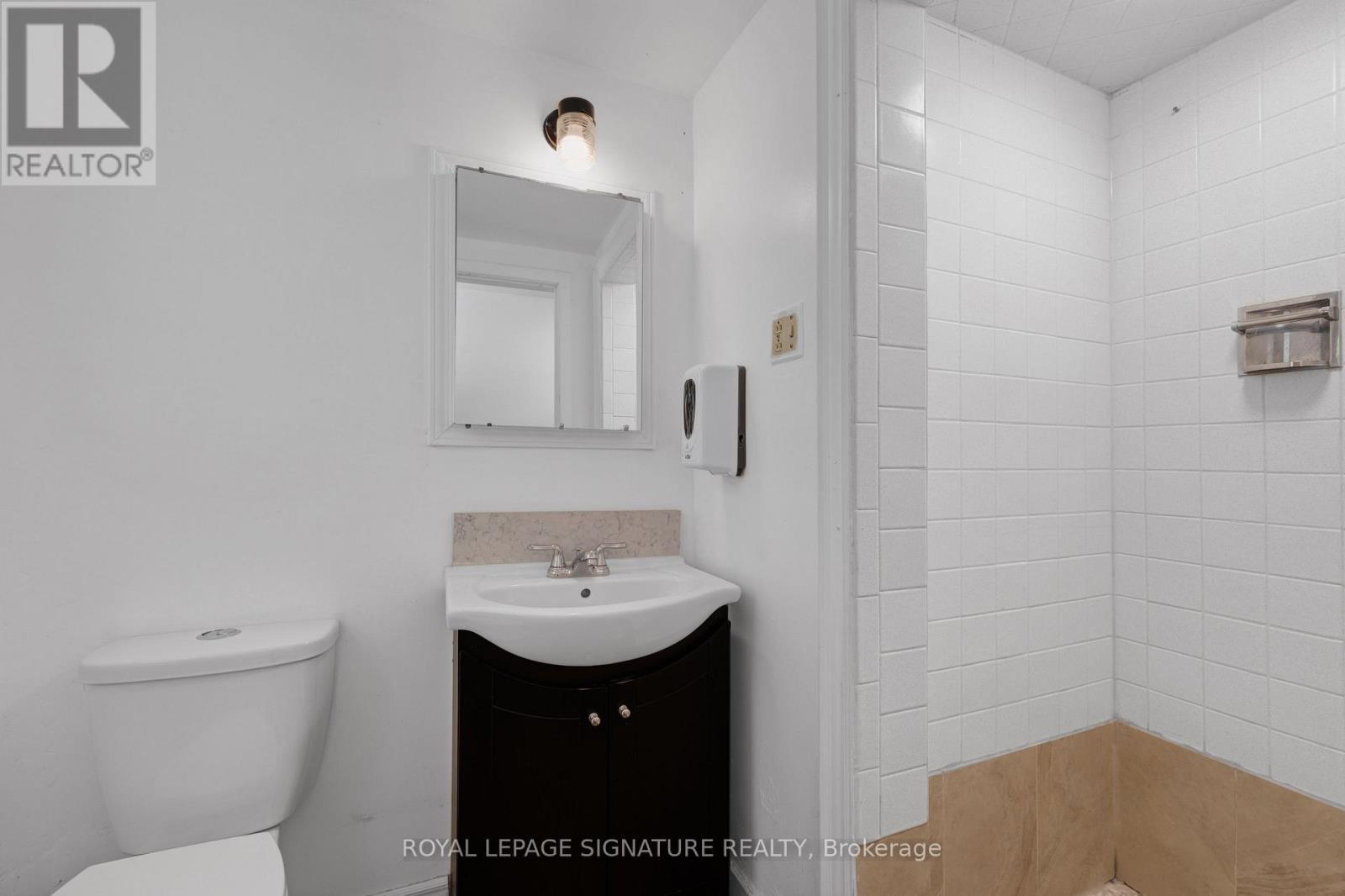 209 Burbank Drive, Toronto, Ontario  M2K 1P5 - Photo 25 - C13475380