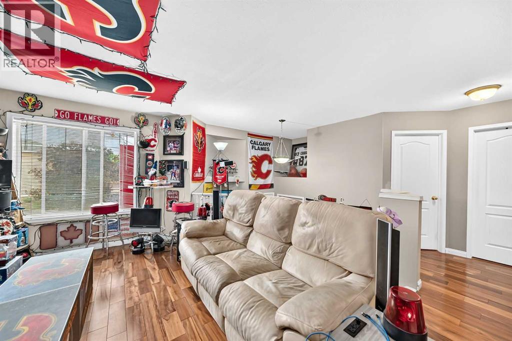 111 Arbour Stone Crescent NW, Calgary, Alberta  T3G 5A1 - Photo 8 - A2331324