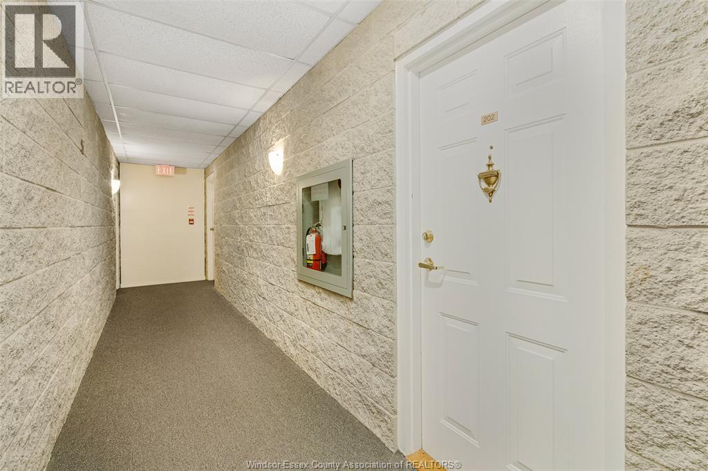 1885 Normandy Unit# 202, Lasalle, Ontario  N9H 1P9 - Photo 5 - 26018153
