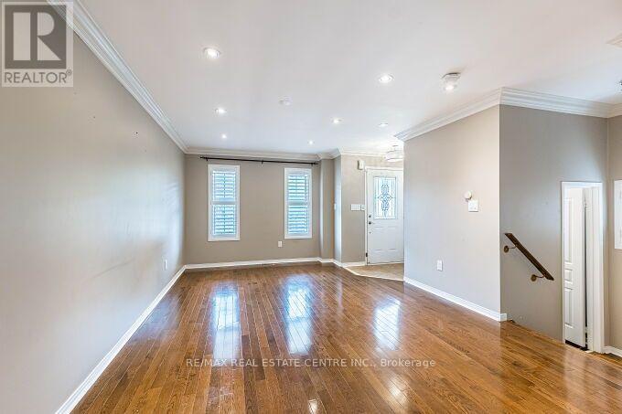 2343 Pine Glen Road, Oakville, Ontario  L6M 5J3 - Photo 12 - W13525668