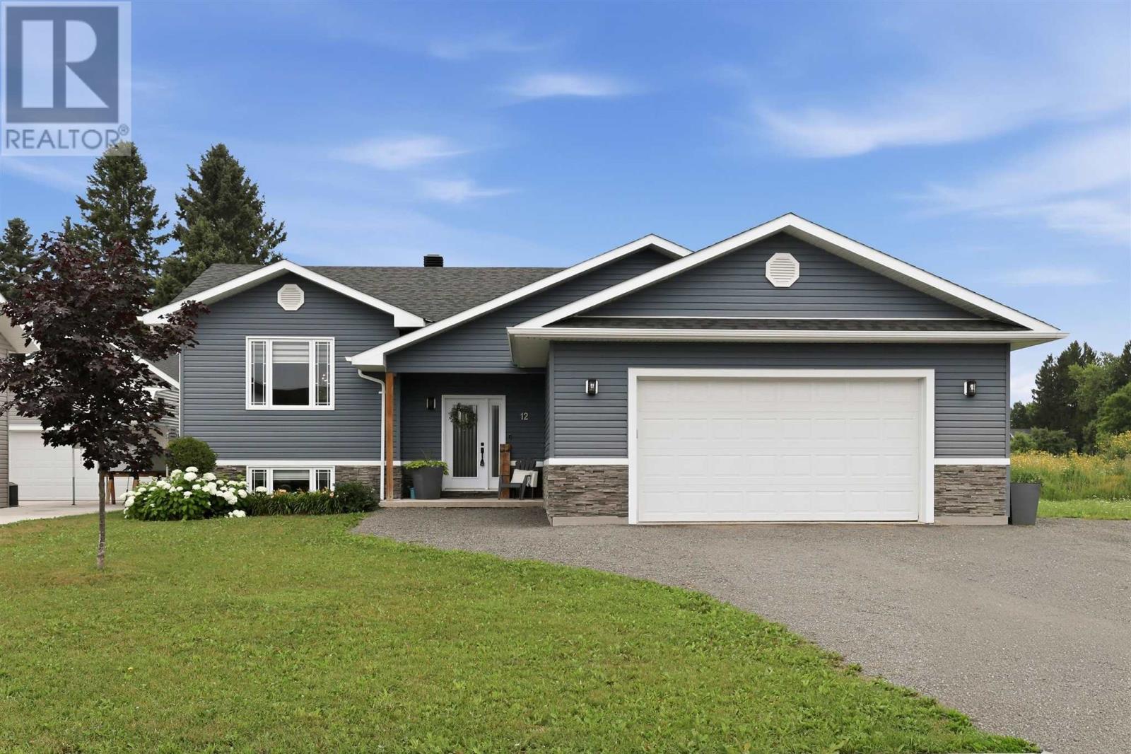 12 Sherbrook DR, Sault Ste. Marie, Ontario