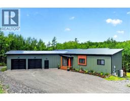 10 Orchard Avenue, Irishtown, New Brunswick