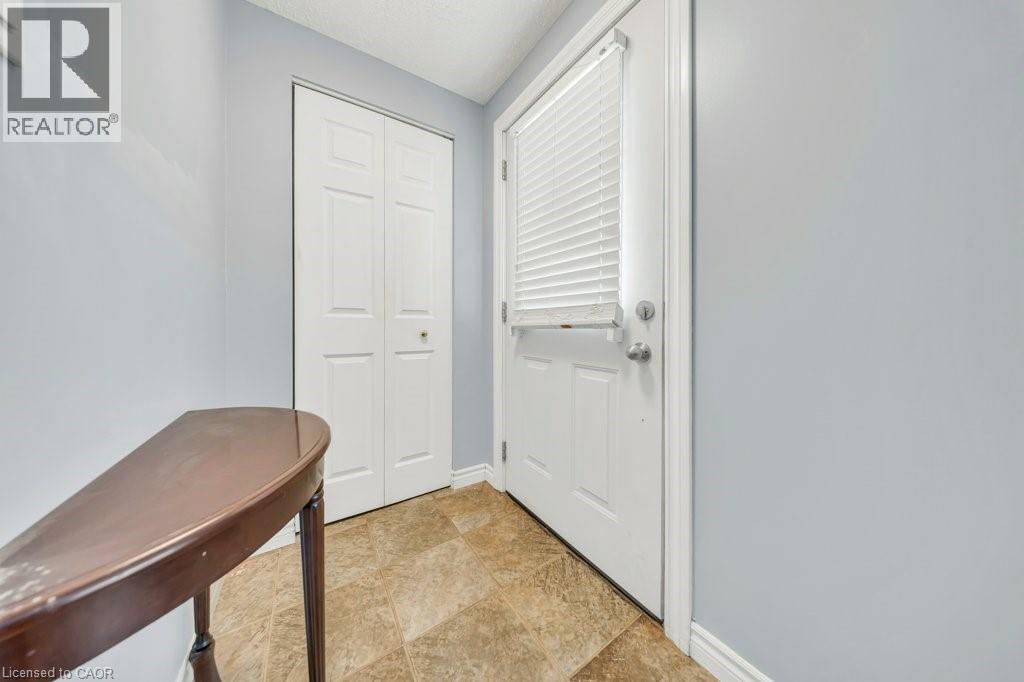 959 Langs Circle, Cambridge, Ontario  N3H 5E6 - Photo 3 - 40847334