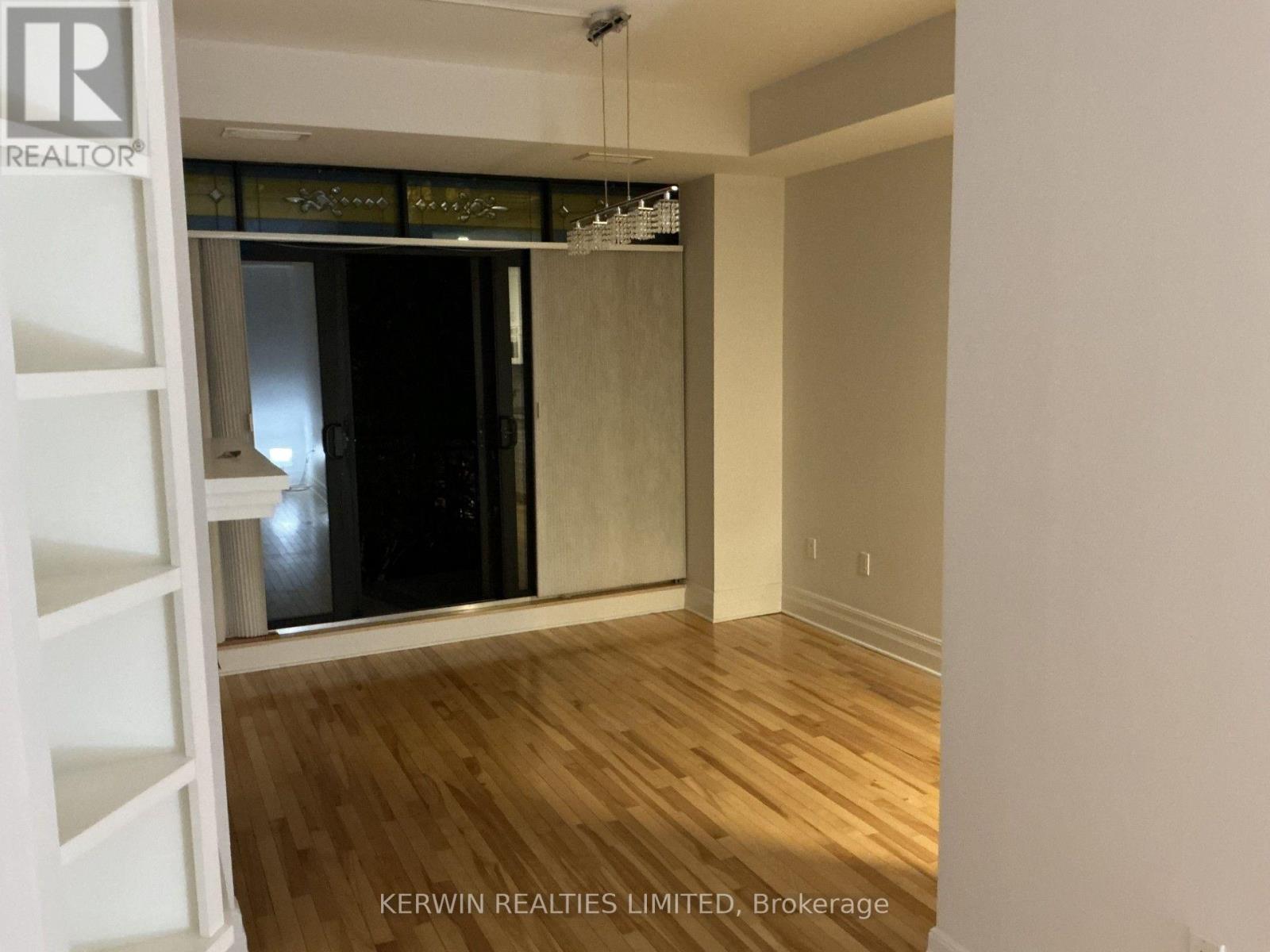 304 - 375 Lisgar Street E, Ottawa, Ontario  K2P 0E3 - Photo 2 - X13611740