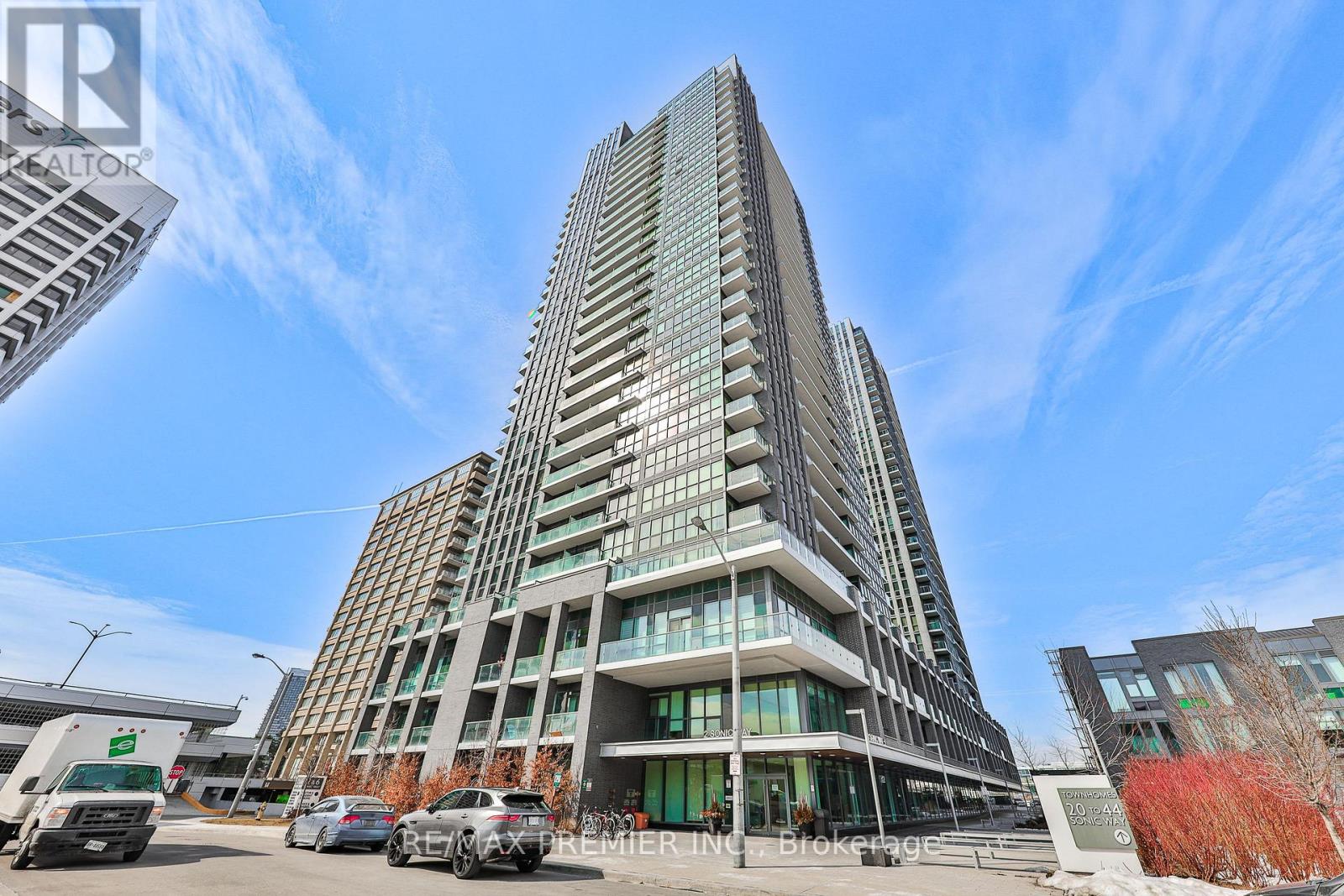 610 - 2 SONIC WAY, Toronto, Ontario