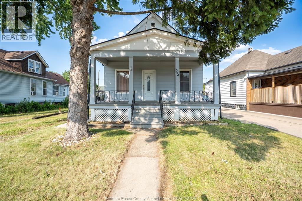 354 CURRY AVENUE, windsor, Ontario