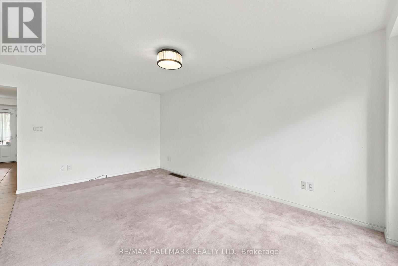 69 Orr Drive, Bradford West Gwillimbury (Bradford), Ontario  L3Z 0B9 - Photo 10 - N13611720