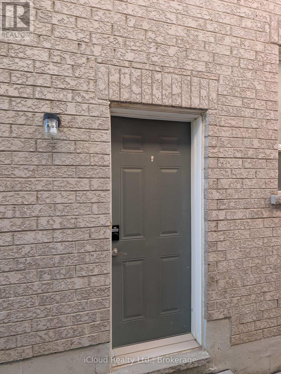 59 Haviland Circle, Brampton, Ontario  L6R 0T7 - Photo 9 - W13611744