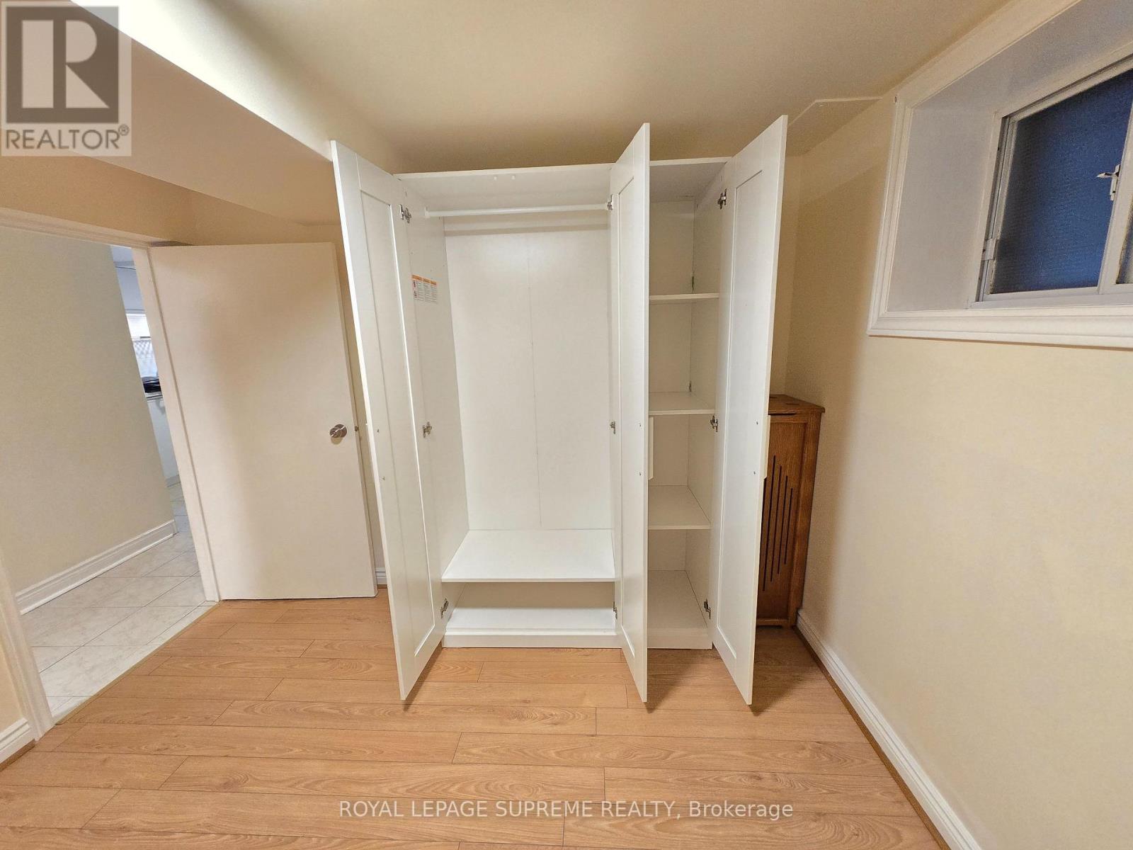 Basement - 20 Edna Avenue, Toronto, Ontario  M6P 1B8 - Photo 16 - W13611772
