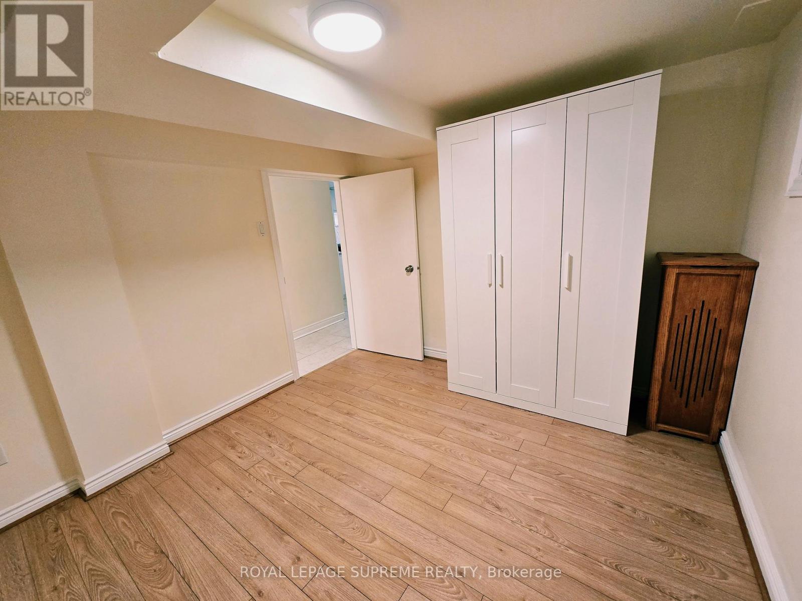 Basement - 20 Edna Avenue, Toronto, Ontario  M6P 1B8 - Photo 2 - W13611772