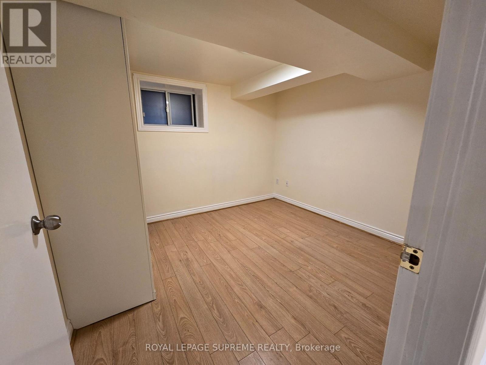 Basement - 20 Edna Avenue, Toronto, Ontario  M6P 1B8 - Photo 4 - W13611772
