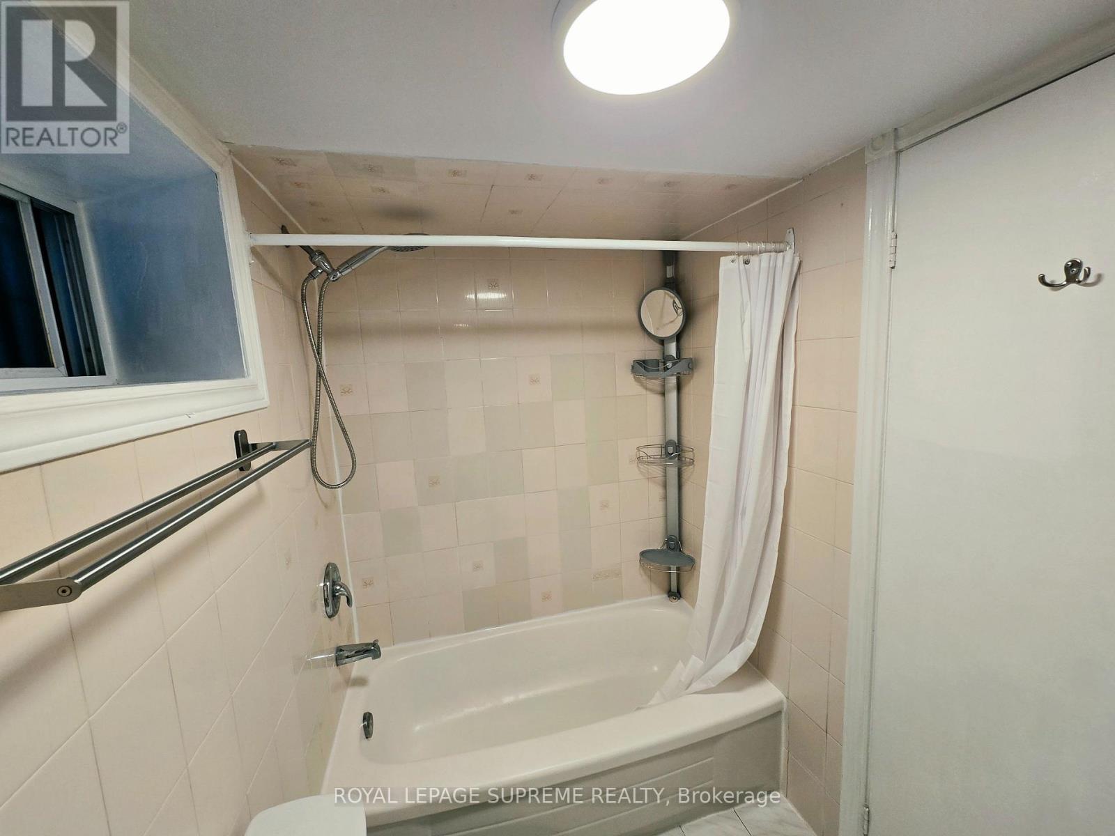 Basement - 20 Edna Avenue, Toronto, Ontario  M6P 1B8 - Photo 7 - W13611772