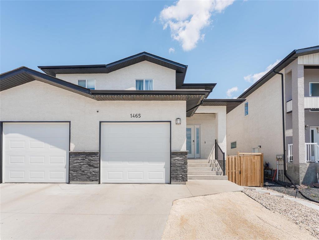 1465 Ravelston Avenue, Winnipeg, Manitoba