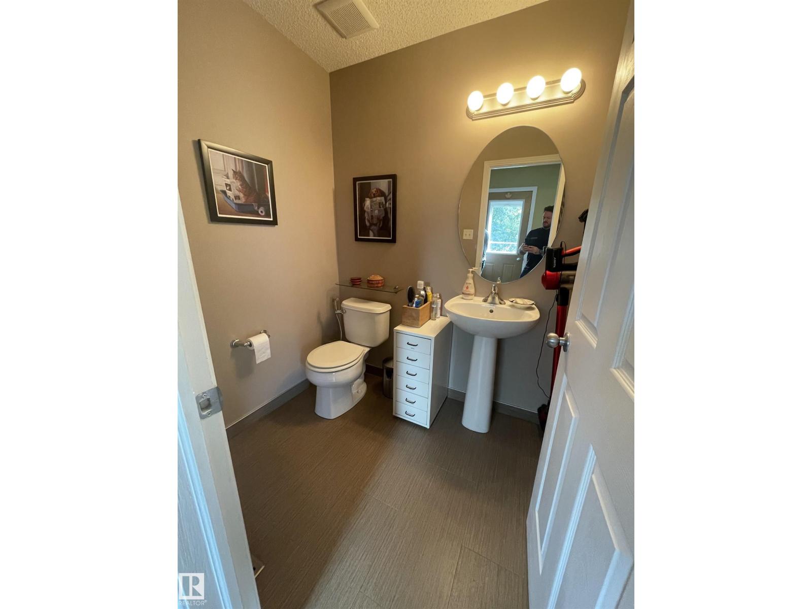9815 104 Av, Morinville, Alberta  T8R 0C2 - Photo 4 - E4500973