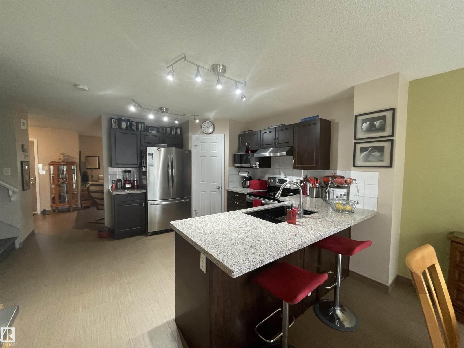 9815 104 Av, Morinville, Alberta  T8R 0C2 - Photo 2 - E4500973