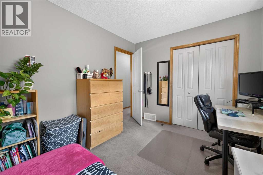 60 Tuscany Ridge Crescent Nw, Calgary, Alberta  T3L 3C7 - Photo 35 - A2321375
