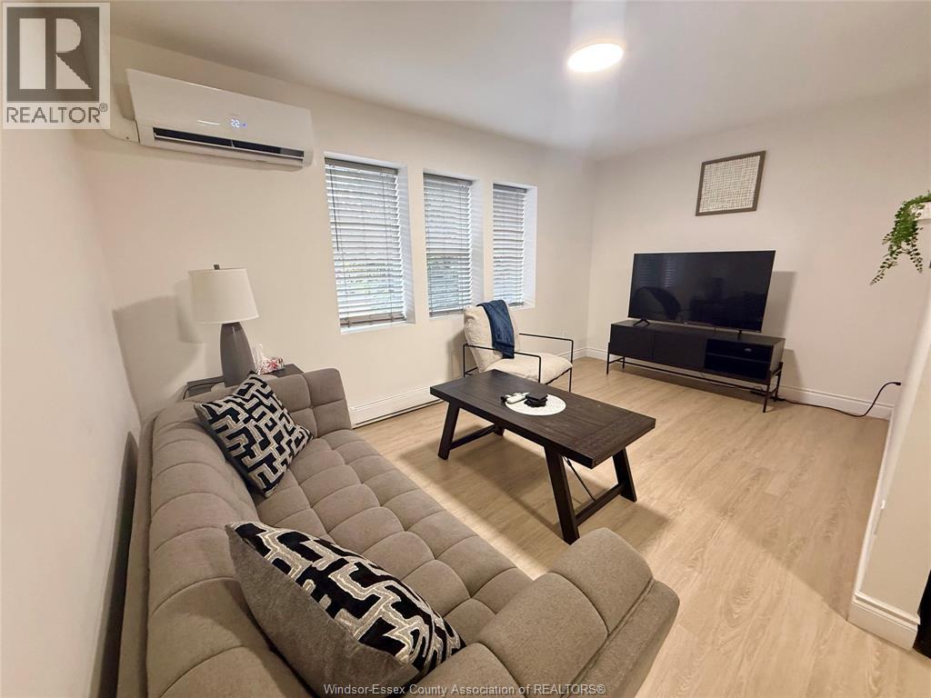 808 Ottawa Street Unit# 2, Windsor, Ontario  N8X 2C6 - Photo 3 - 26018161