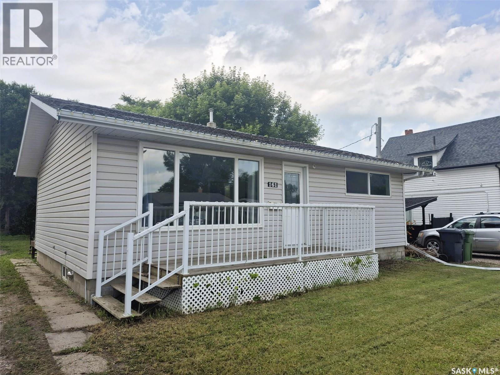 161 Darlington Street E, Yorkton, Saskatchewan  S3N 0E1 - Photo 1 - SK043728