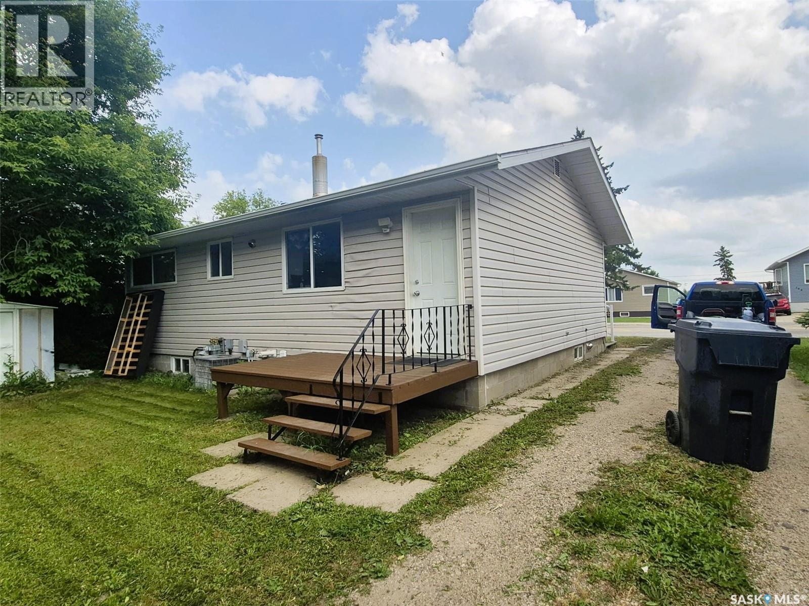 161 Darlington Street E, Yorkton, Saskatchewan  S3N 0E1 - Photo 2 - SK043728