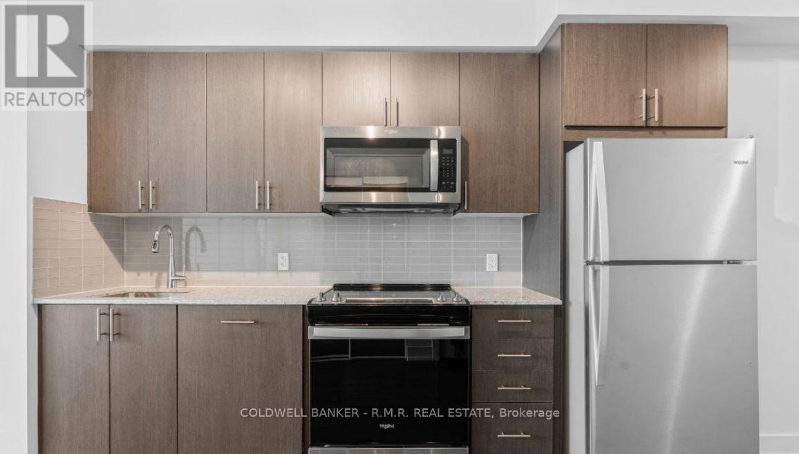 2304 - 2550 SIMCOE STREET N
