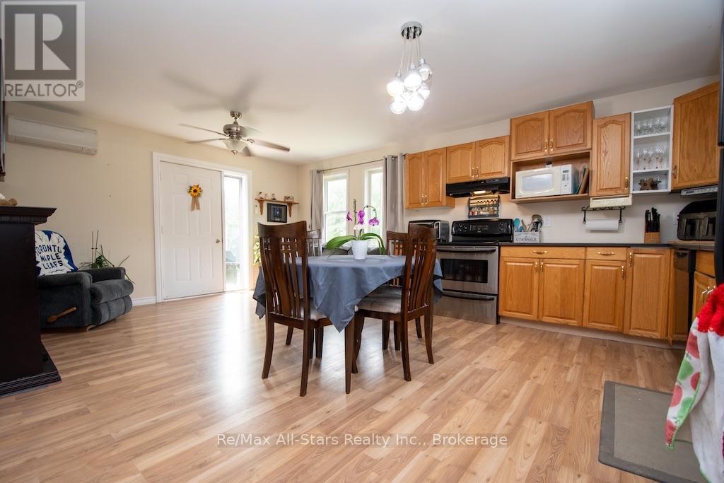 59 George Street W, Kawartha Lakes, Ontario  K9V 2P2 - Photo 10 - X13611970