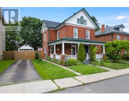20 MCEWEN AVENUE, Smiths Falls, Ontario