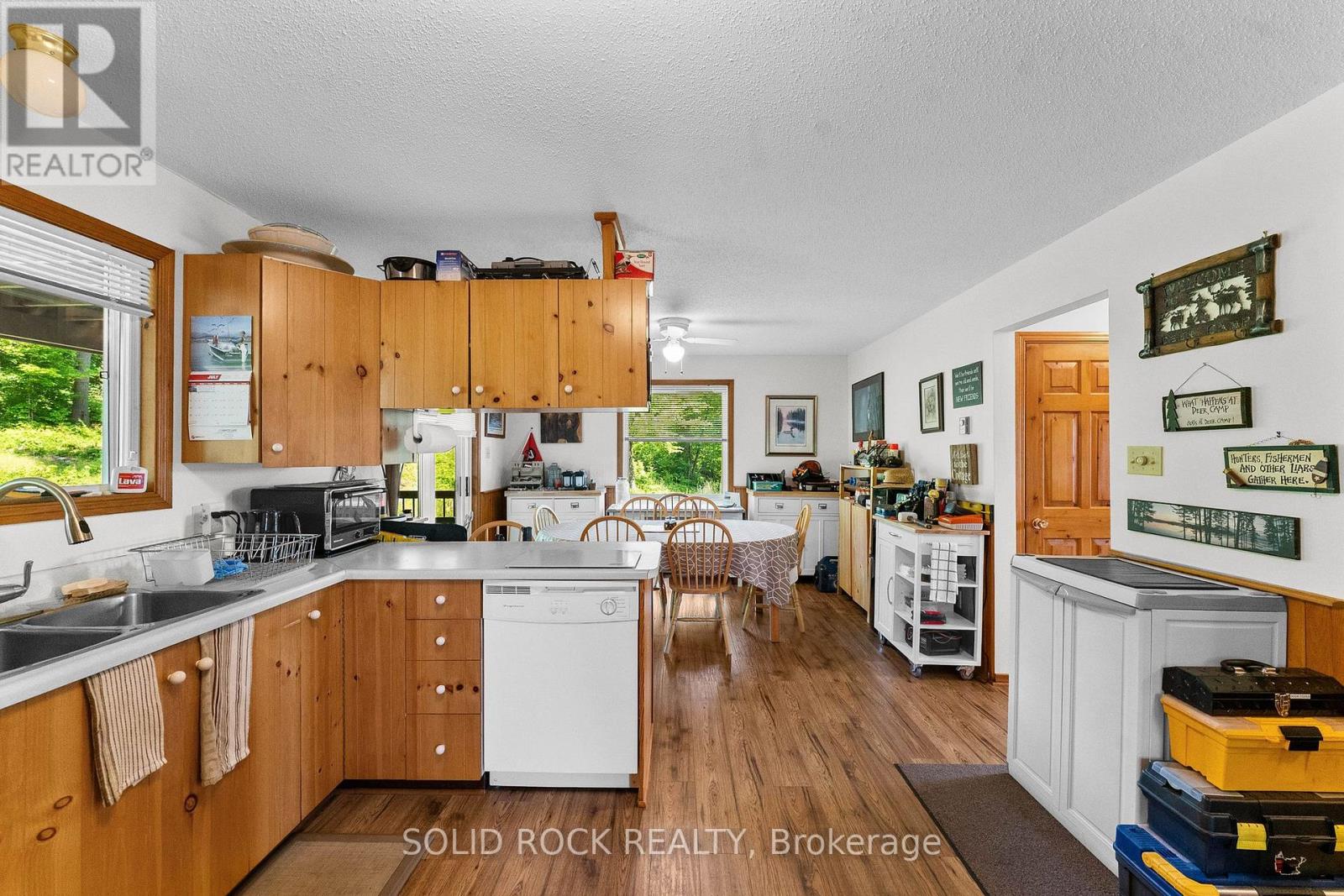 992 White Lake, Lanark Highlands, Ontario  K0A 3L0 - Photo 9 - X13611990