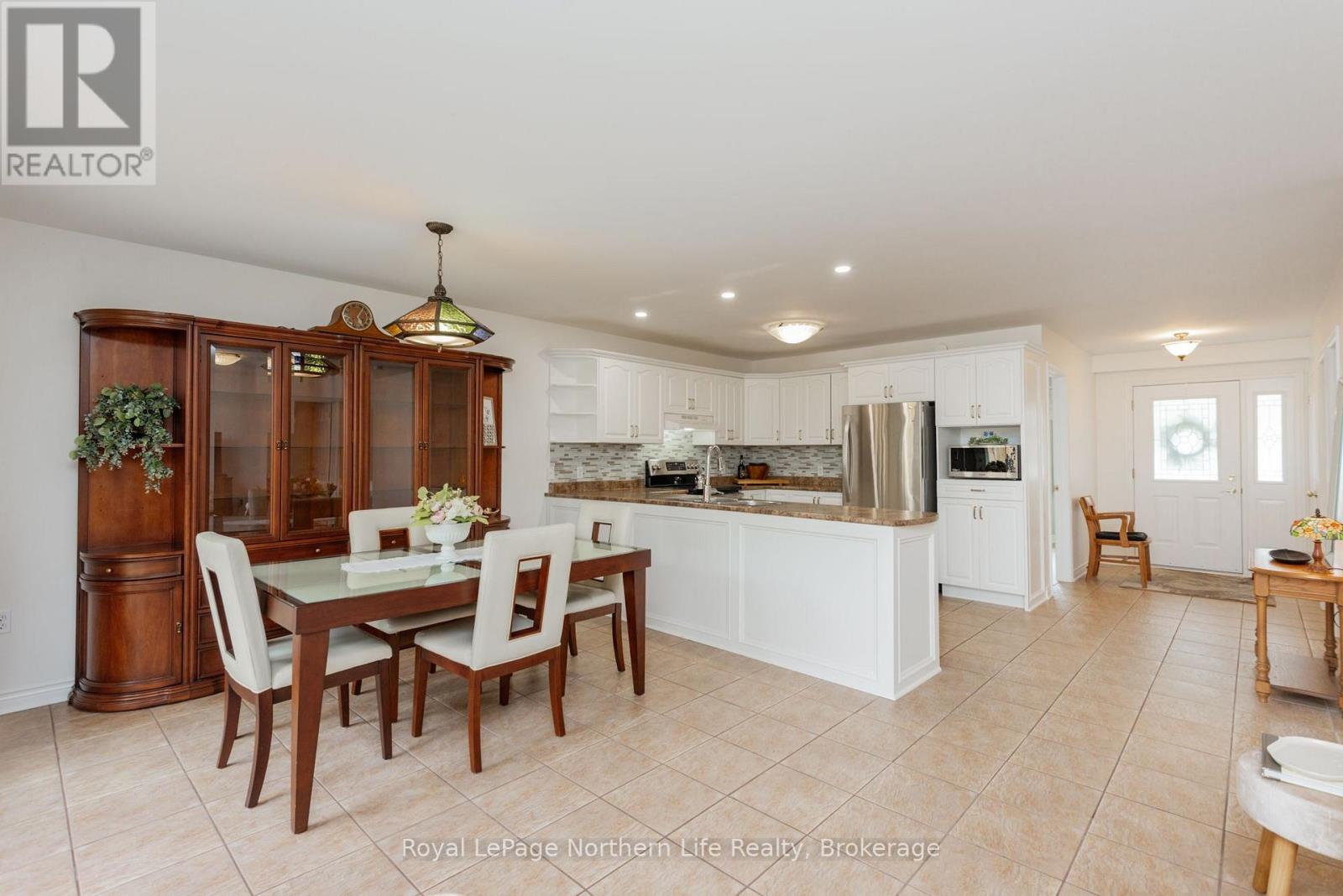 10 - 582 Lakeshore Drive, North Bay (Ferris), Ontario  P1A 2E6 - Photo 17 - X13611810