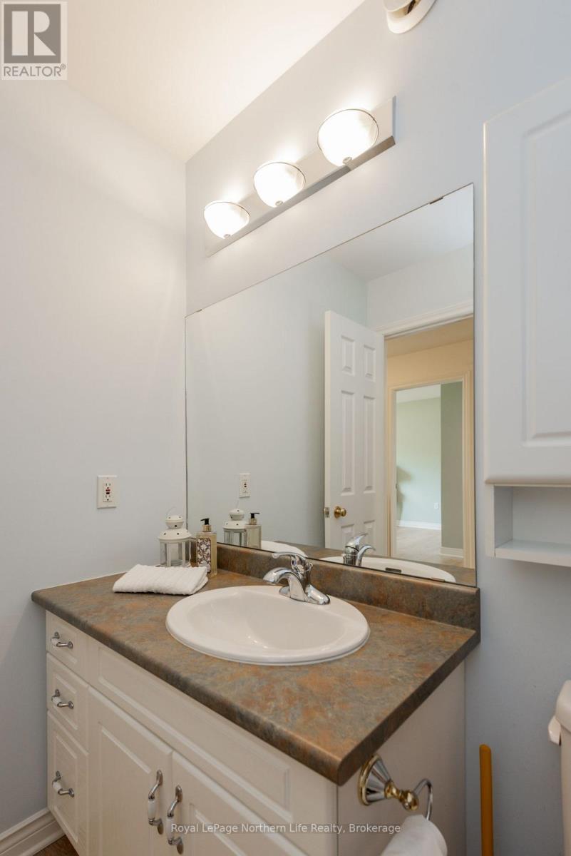 10 - 582 Lakeshore Drive, North Bay (Ferris), Ontario  P1A 2E6 - Photo 5 - X13611810