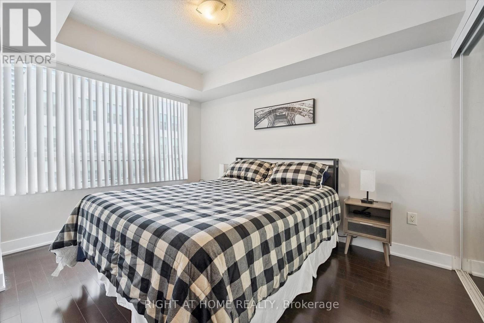 1508 - 20 Blue Jays Way, Toronto, Ontario  M5V 3W6 - Photo 13 - C13611852