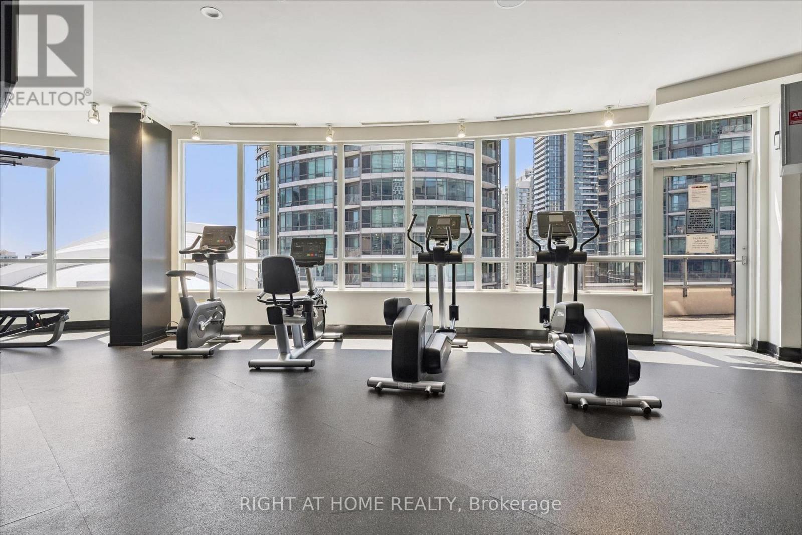 1508 - 20 Blue Jays Way, Toronto, Ontario  M5V 3W6 - Photo 24 - C13611852