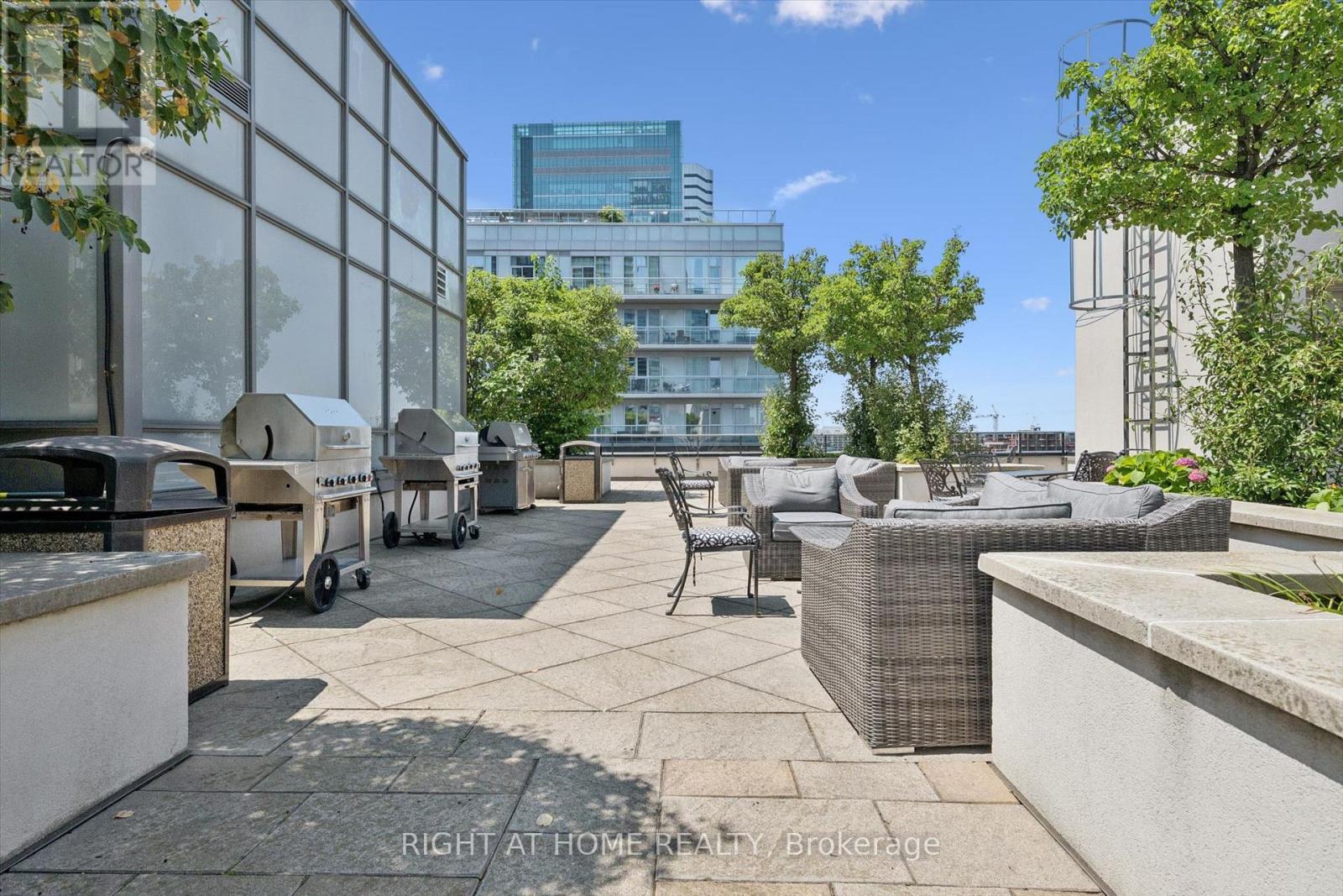 1508 - 20 Blue Jays Way, Toronto, Ontario  M5V 3W6 - Photo 29 - C13611852