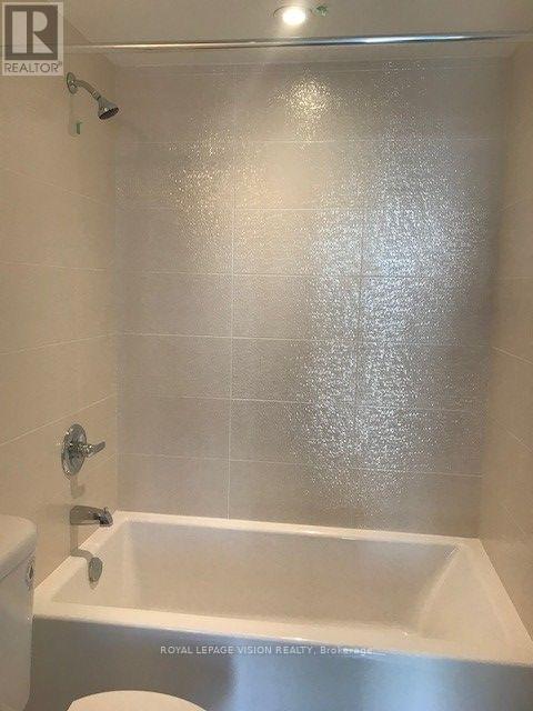 2703 - 10 York Street, Toronto, Ontario  M5J 0E1 - Photo 10 - C13612002