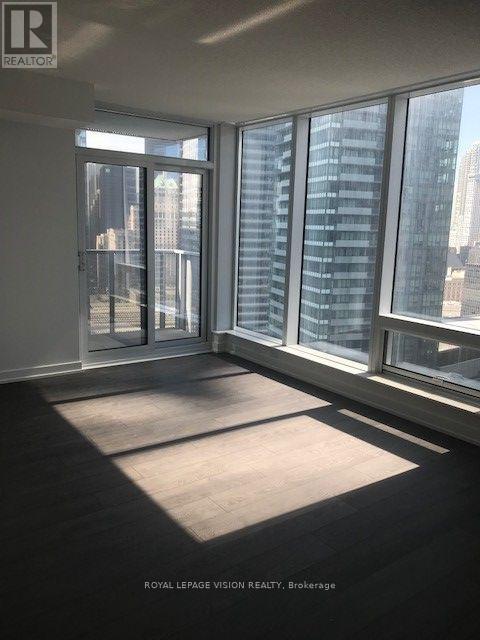 2703 - 10 York Street, Toronto, Ontario  M5J 0E1 - Photo 3 - C13612002