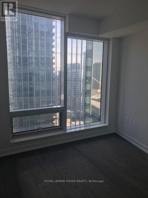 2703 - 10 York Street, Toronto, Ontario  M5J 0E1 - Photo 4 - C13612002