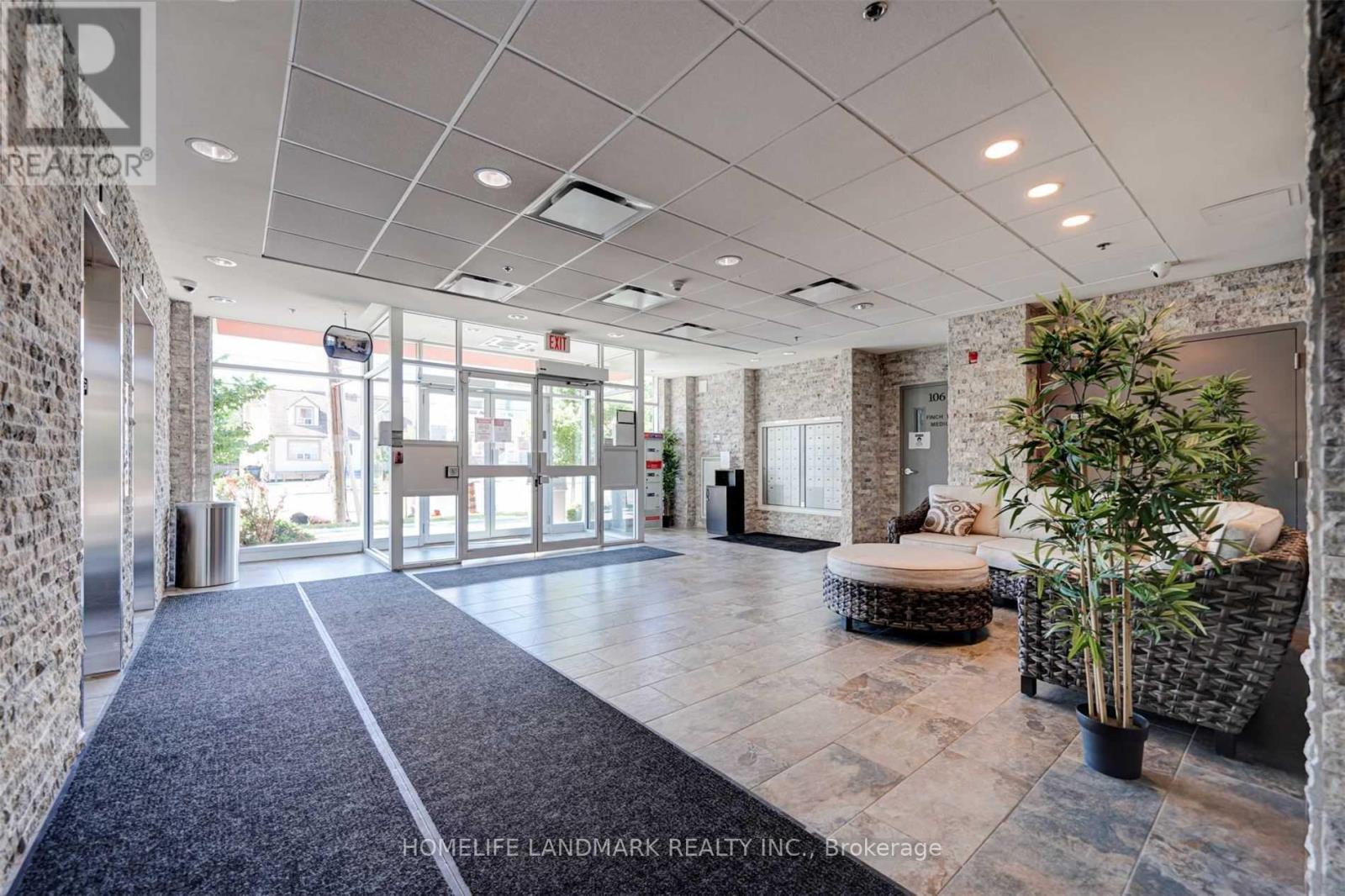 305 - 222 Finch Avenue W, Toronto, Ontario  M2R 1M6 - Photo 3 - C13612038