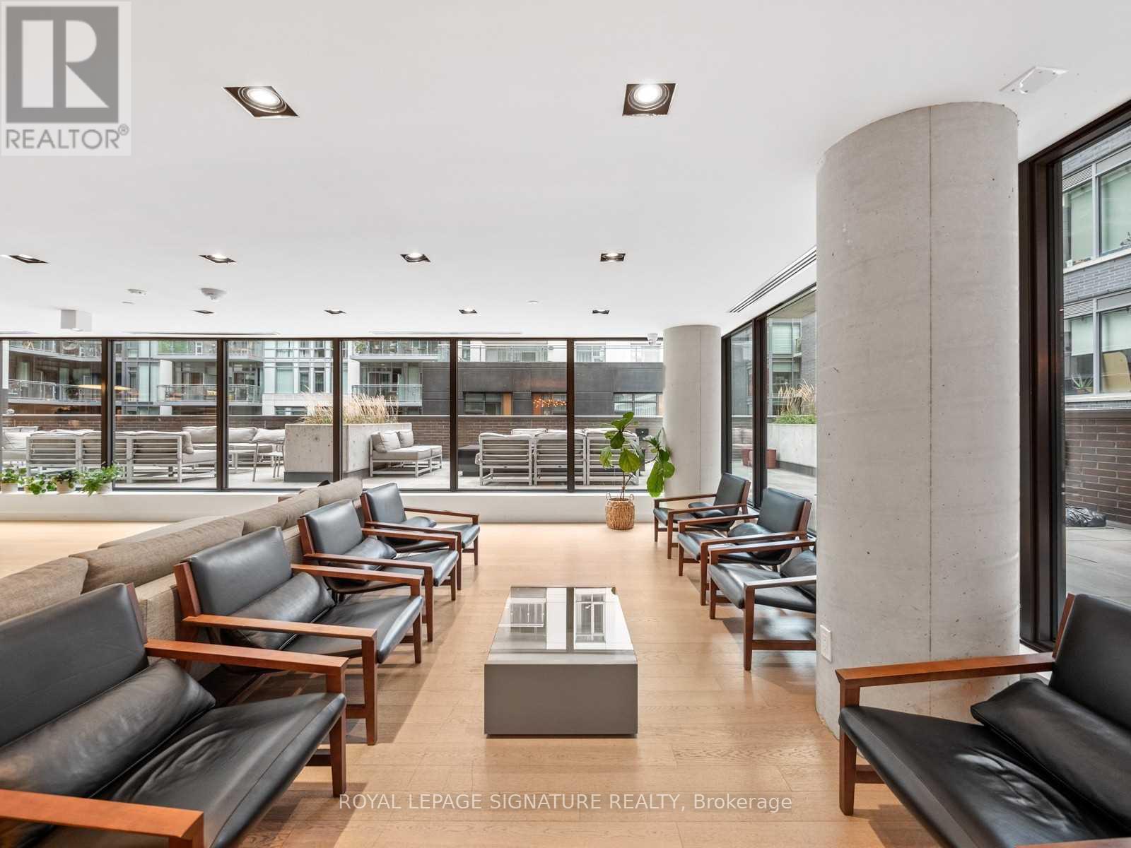1413 - 111 Bathurst Street, Toronto, Ontario  M5V 0M9 - Photo 12 - C13612052