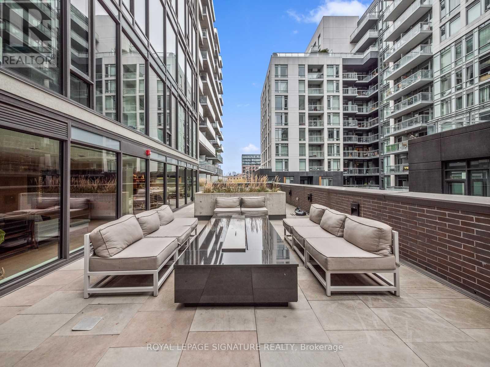 1413 - 111 Bathurst Street, Toronto, Ontario  M5V 0M9 - Photo 17 - C13612052