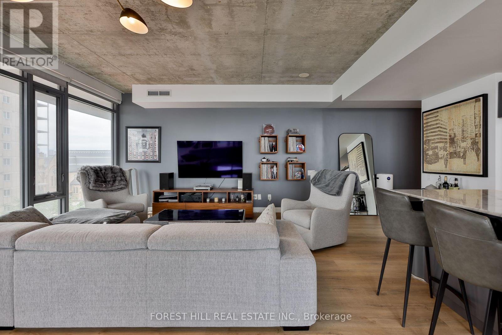 522 - 95 BATHURST STREET, Toronto, Ontario