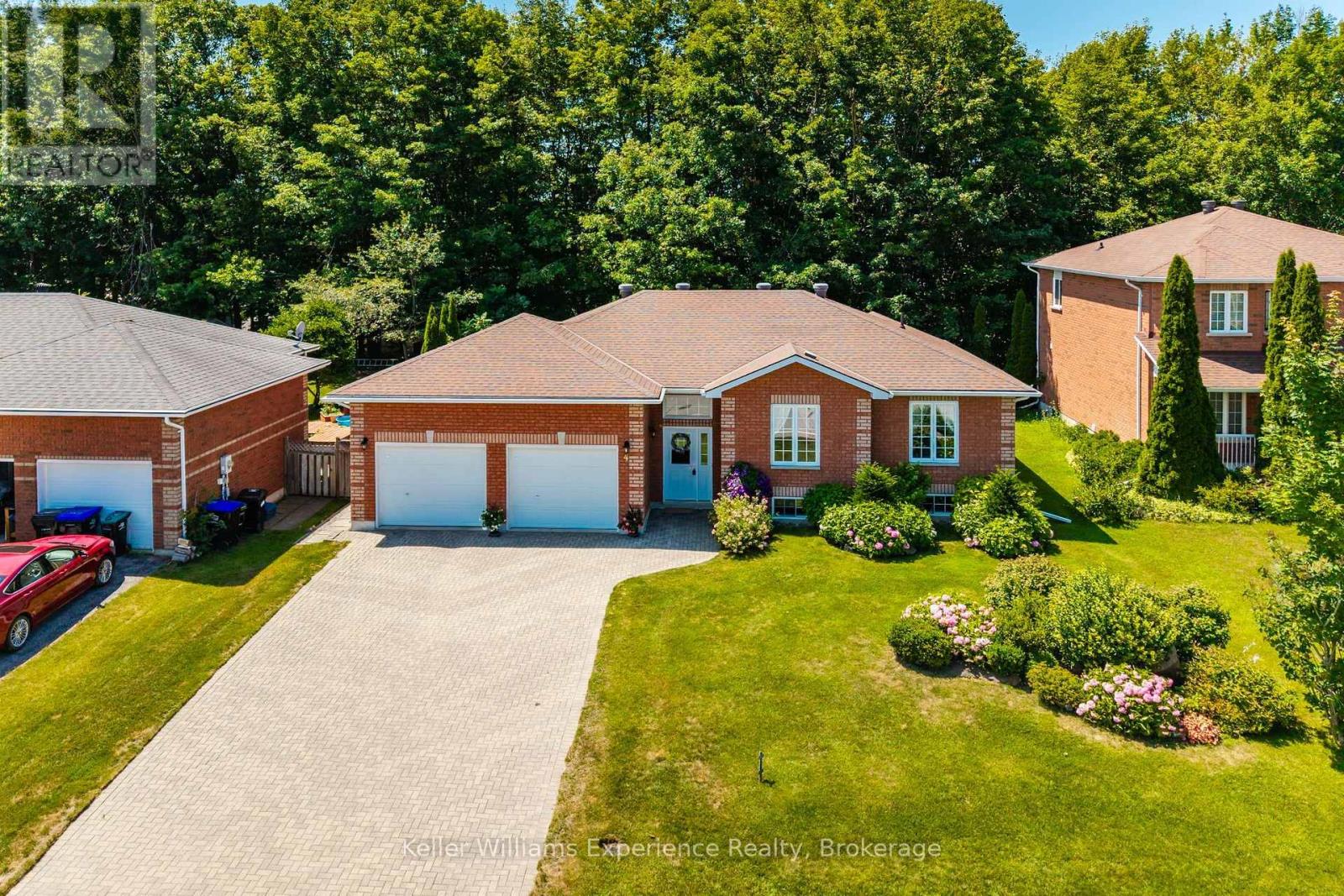 4 BYRNES CRESCENT, Penetanguishene, Ontario