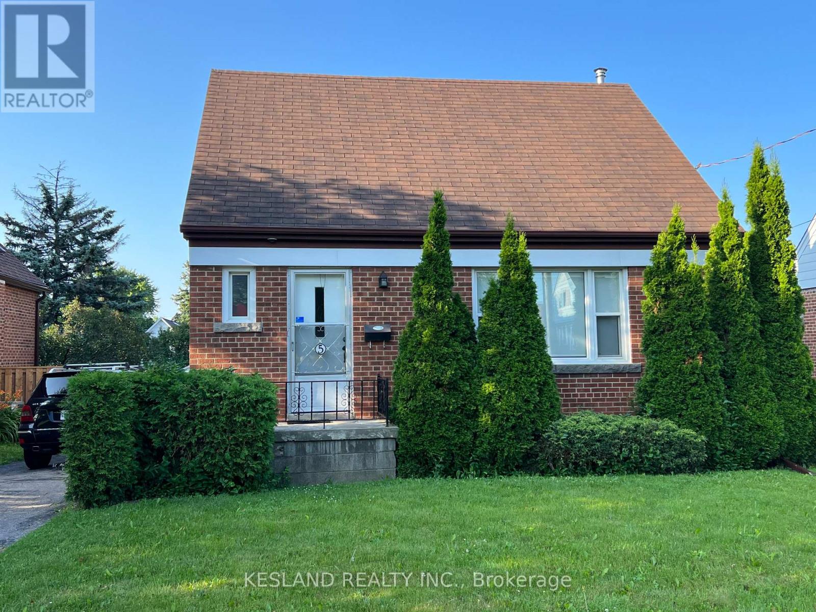5 SUNDRIDGE DRIVE, Toronto, Ontario