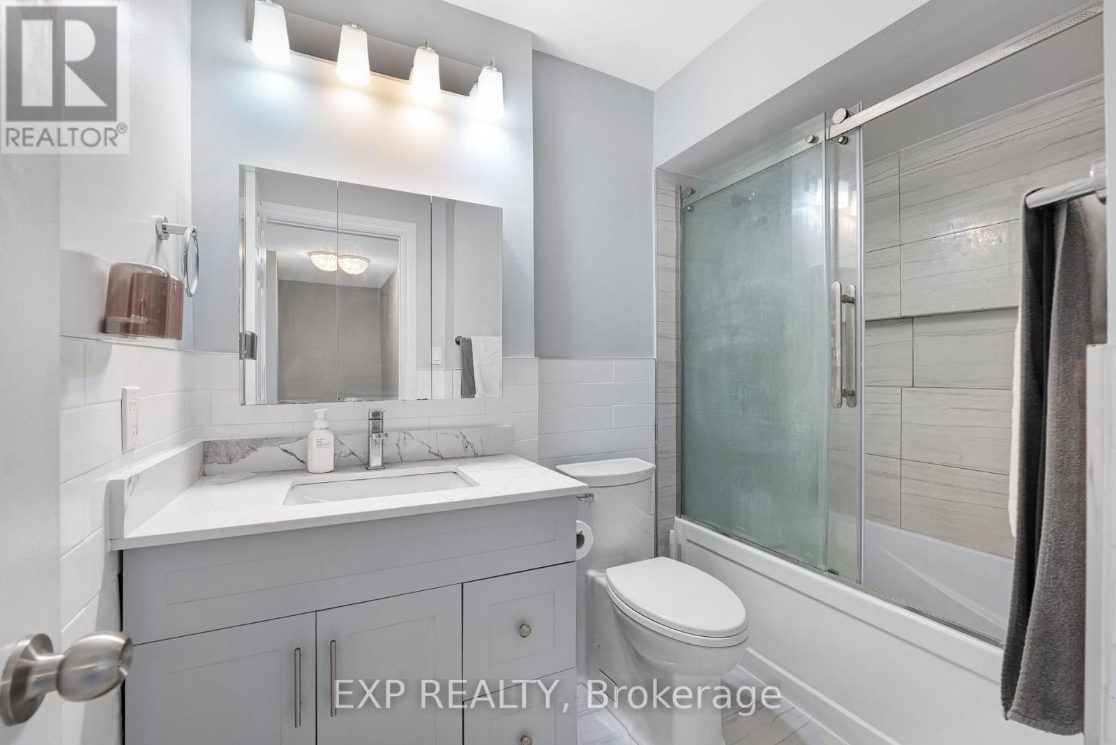 6 Poplar Crescent, Aurora, Ontario  L4G 3M4 - Photo 25 - N13611808