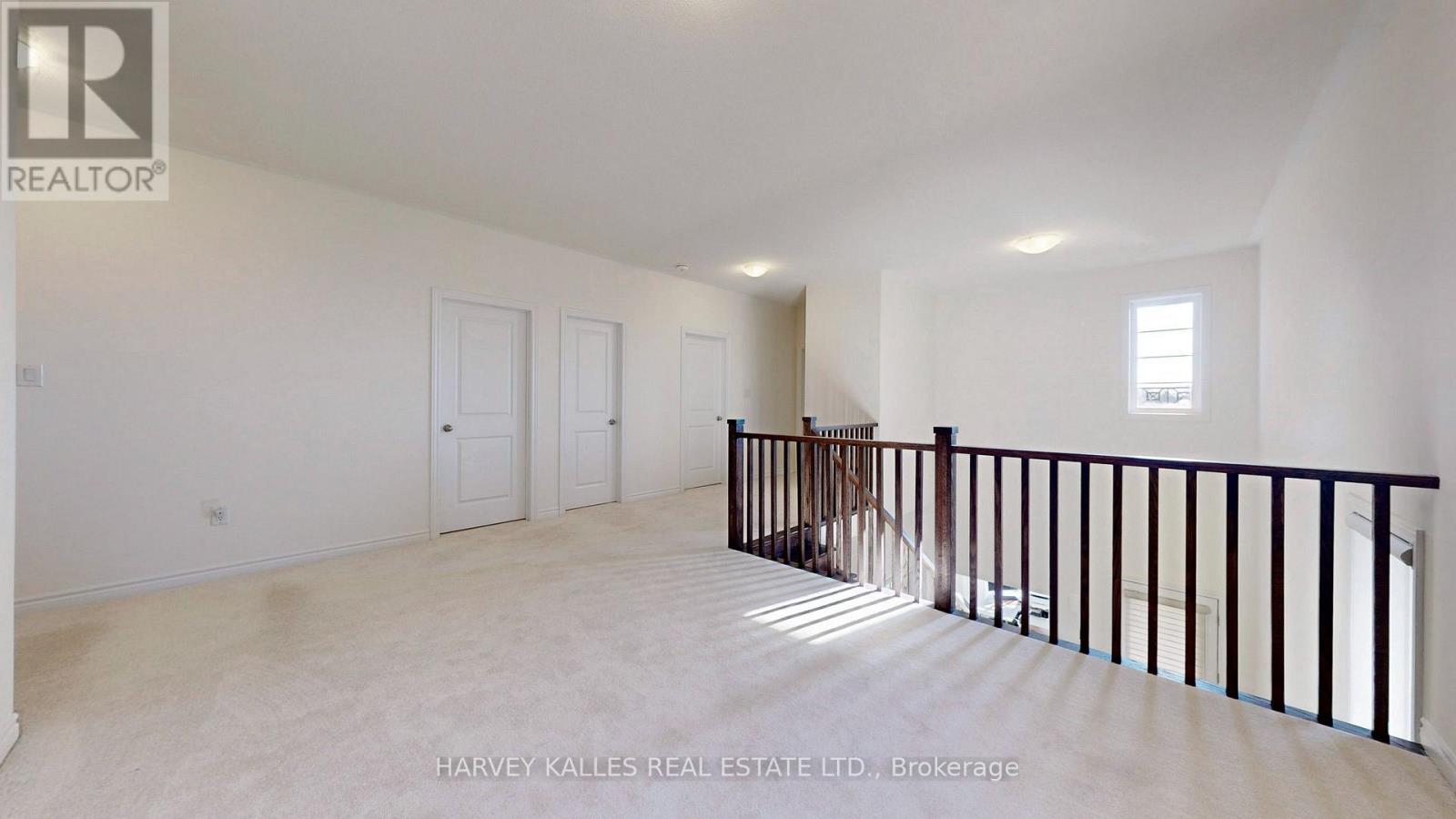 56 Charles White Court, East Gwillimbury (Sharon), Ontario  L0G 1V0 - Photo 12 - N13611834